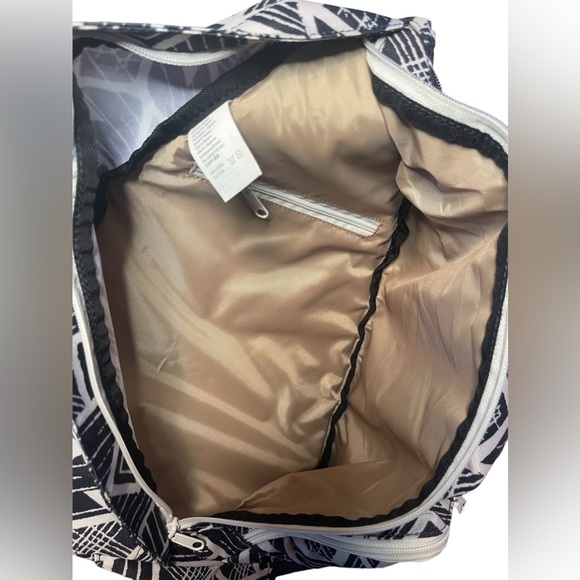 KAVU Original Rope Sling Bag Crossbody Backpack - Black & White - Picture 3 of 5